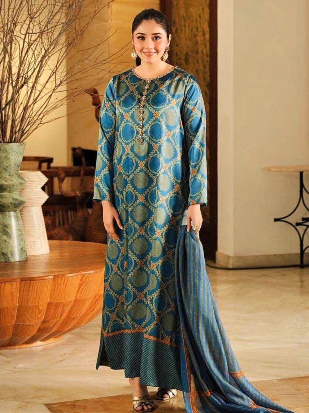 Pakistani dress/ Indian dress/ Punjabi dress